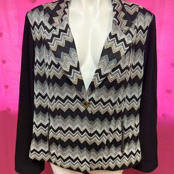 #209 Chico's Black White Zig-Zag Patterned Dress Jacket Blazer Size 3 (16) - Picture 1 of 8